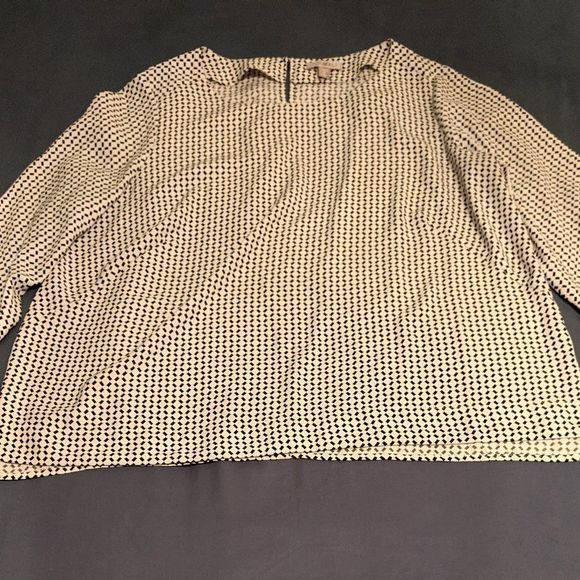 Roz & Ali Blouse*** - Picture 1 of 4